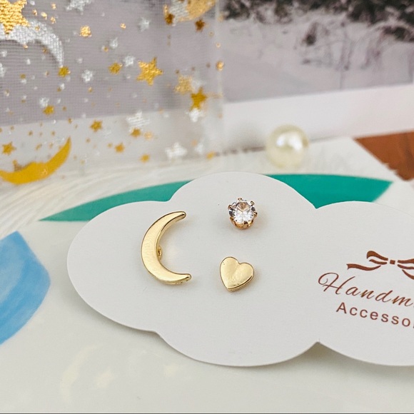 Urban Outfitters Jewelry - Unique Design//Moon and the star earring set